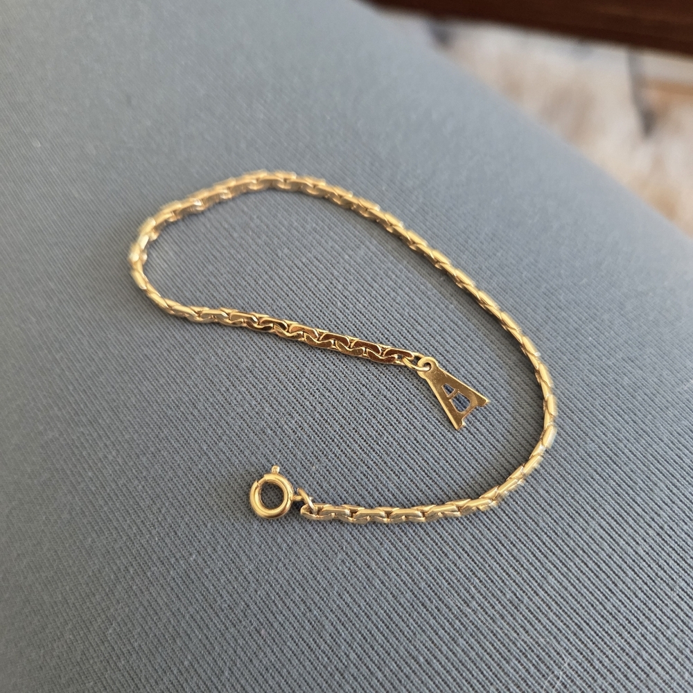 Vintage Amway Gold Tone C-link Chain Bracelet - Picture 1 of 9